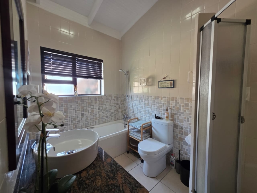 3 Bedroom Property for Sale in Riversbend Eastern Cape